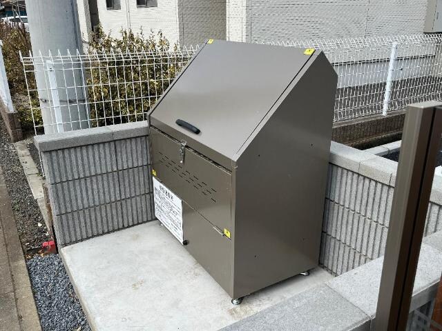 物件内観写真12　(ゴミＢＯＸ)