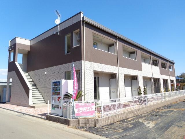 物件外観写真2　(外観写真（昼）)