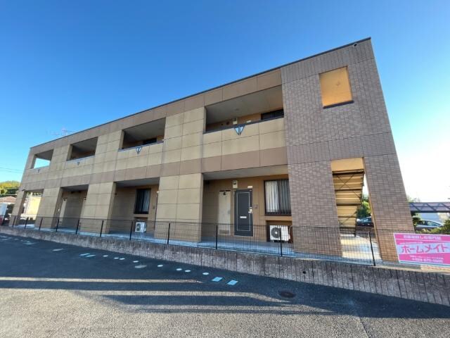 物件外観写真3　(外観写真（昼）)