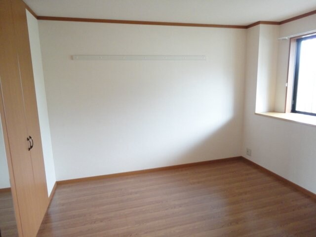 物件内観写真15　(洋室)