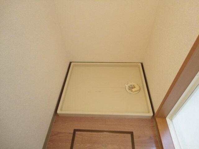 物件内観写真22　(洗濯機置場)