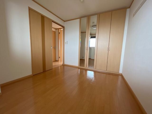 物件内観写真15　(洋室)