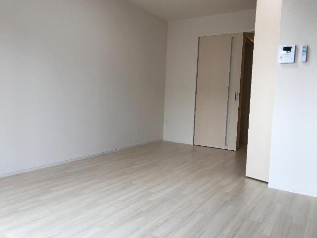 物件内観写真18　(洋室)