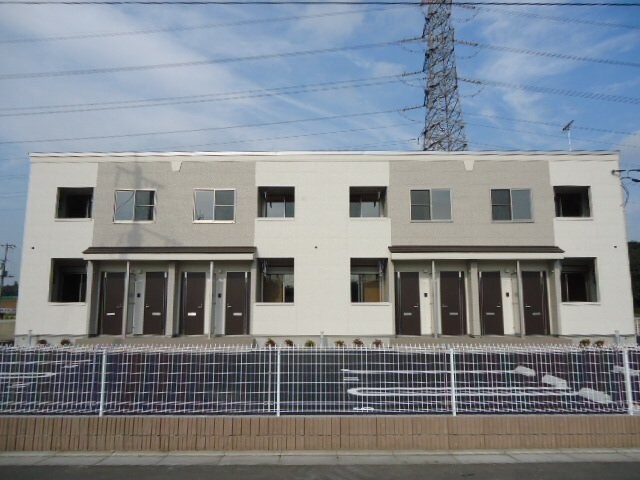 物件外観写真2　(外観写真（昼）)