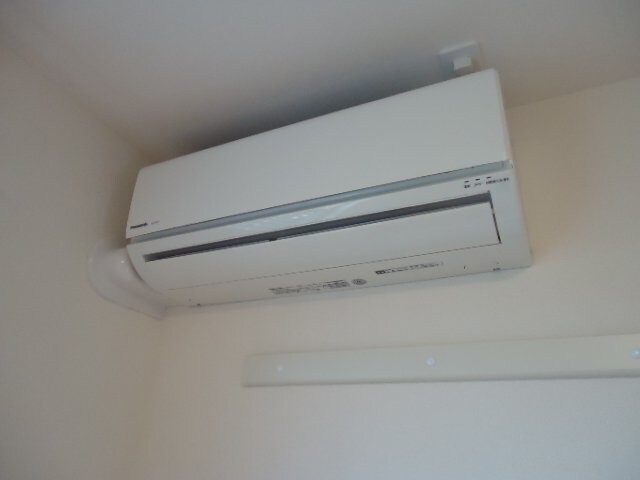 物件内観写真11　(エアコン)