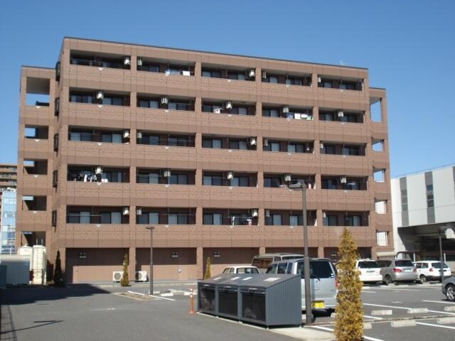 物件外観写真3　(外観写真（昼）)