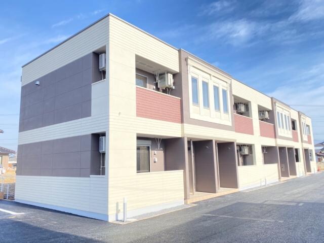 物件外観写真2　(外観写真（昼）)