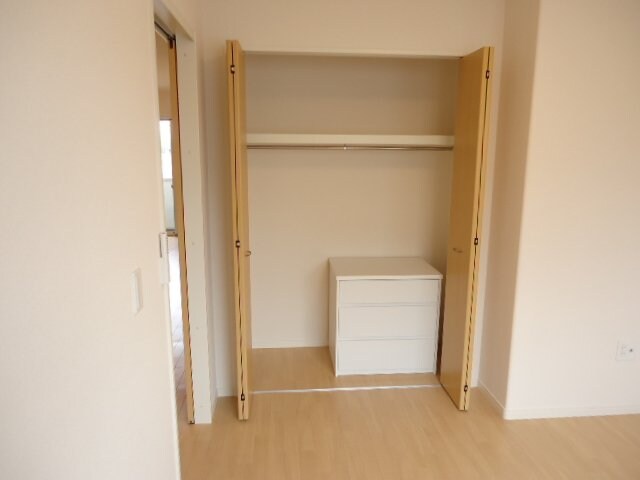 物件内観写真14　(収納)