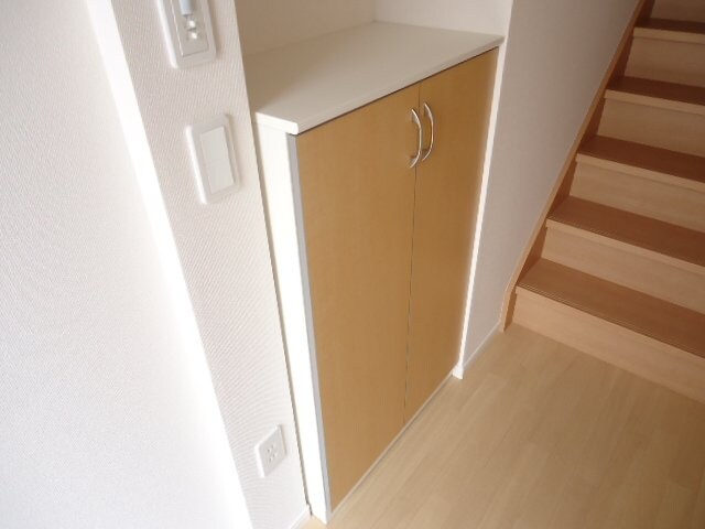 物件内観写真15　(収納)