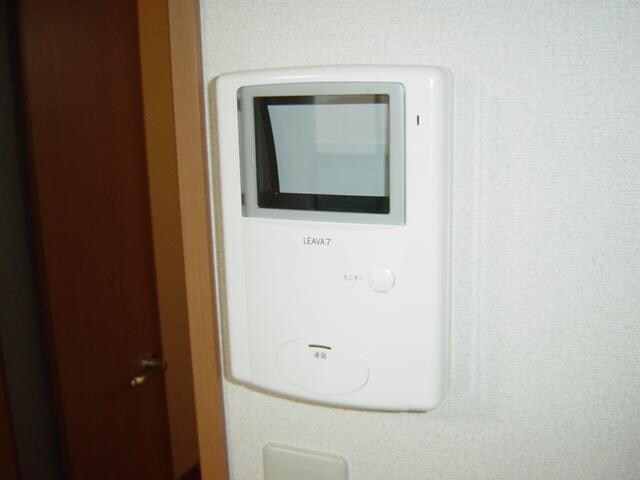 物件内観写真12　(カメラ付インターホン)