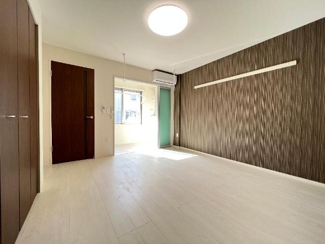 物件内観写真16　(室内)