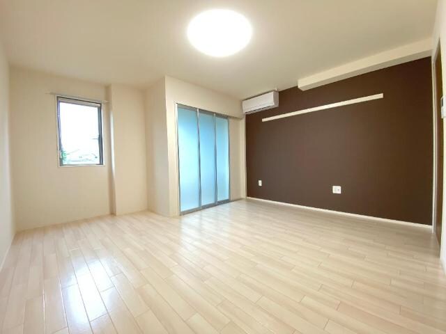 物件内観写真15　(室内)