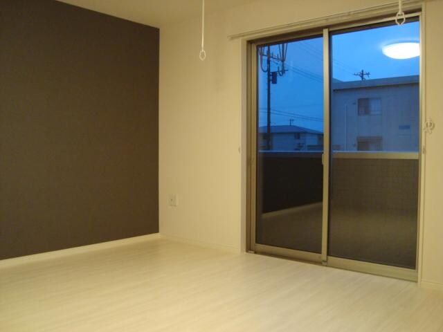 物件内観写真6　(リビング)