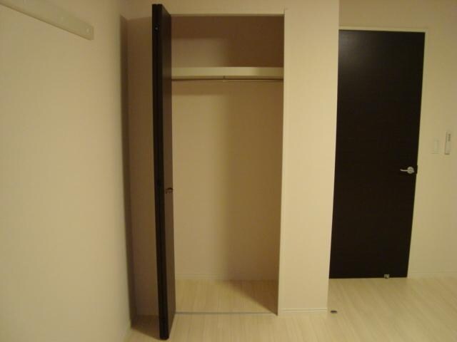 物件内観写真12　(クローゼット)