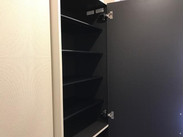 物件内観写真19　(下駄箱)