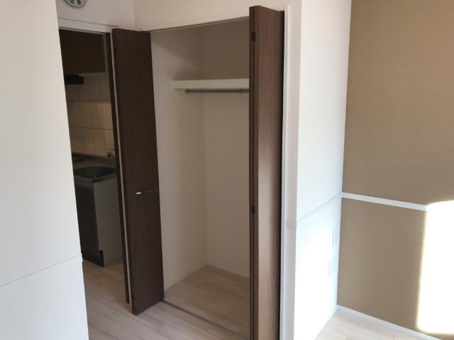 物件内観写真14　(クローゼット)