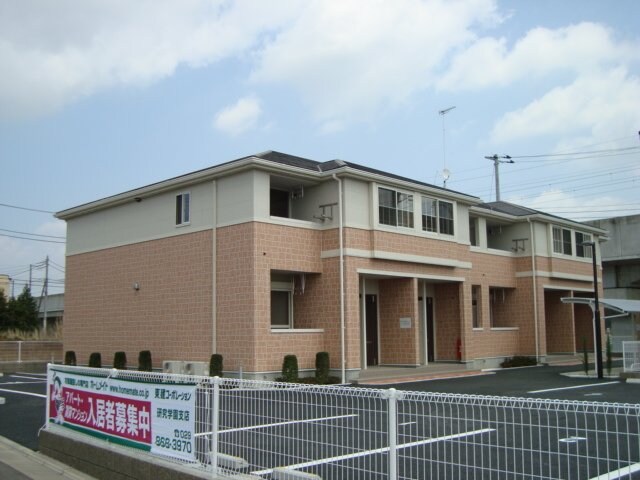 物件外観写真3　(外観写真（昼）)