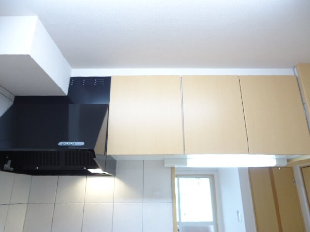 物件内観写真23　(キッチン戸棚)