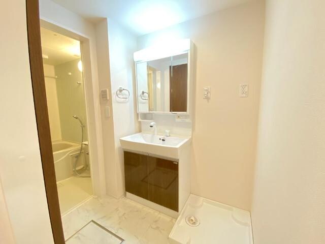 物件内観写真12　(洗面)