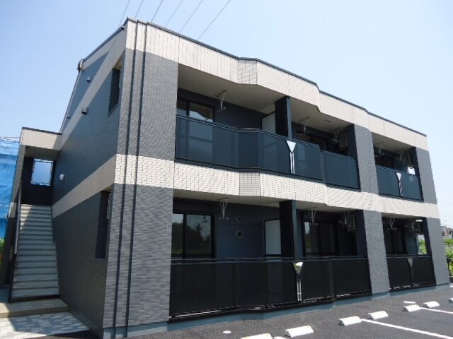 物件外観写真1　(外観写真（昼）)