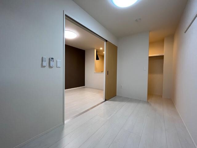 物件内観写真16　(室内)