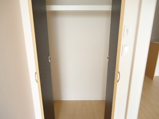 物件内観写真17　(収納)
