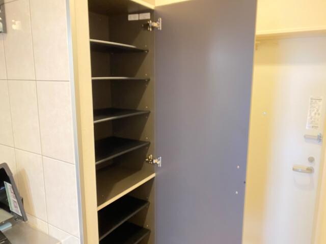 物件内観写真23　(下駄箱)