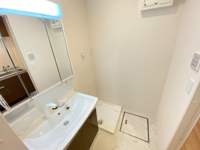 物件内観写真26　(洗面)