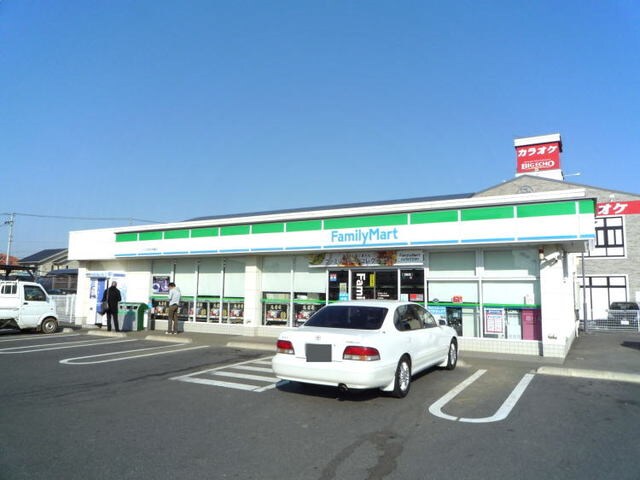物件内観写真19　(ファミリーマートまで500m)