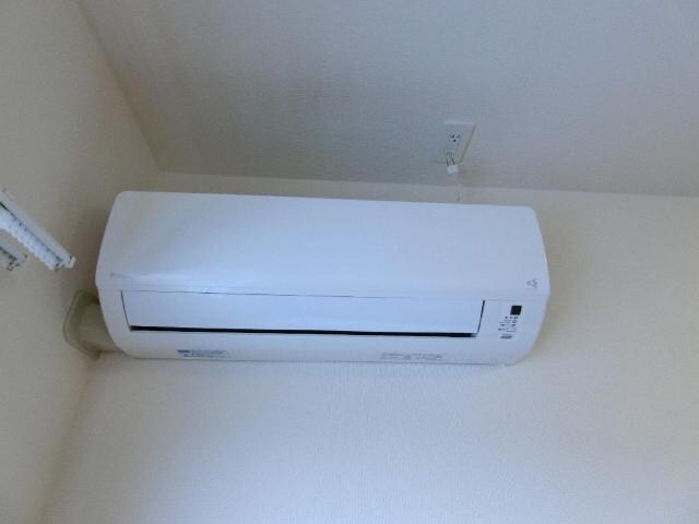 物件内観写真11　(洗濯機置場)