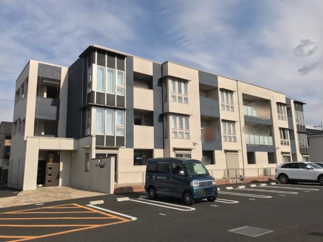 物件外観写真1　(外観写真（昼）)