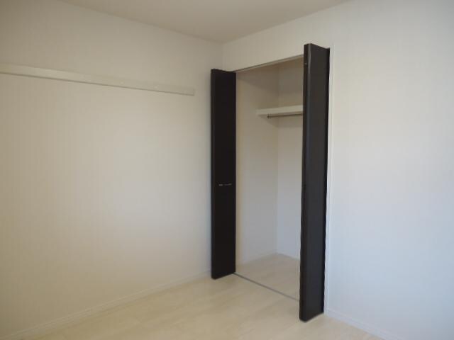 物件内観写真19　(クローゼット)