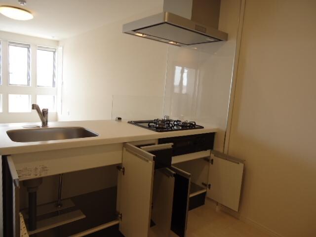 物件内観写真20　(キチン収納)