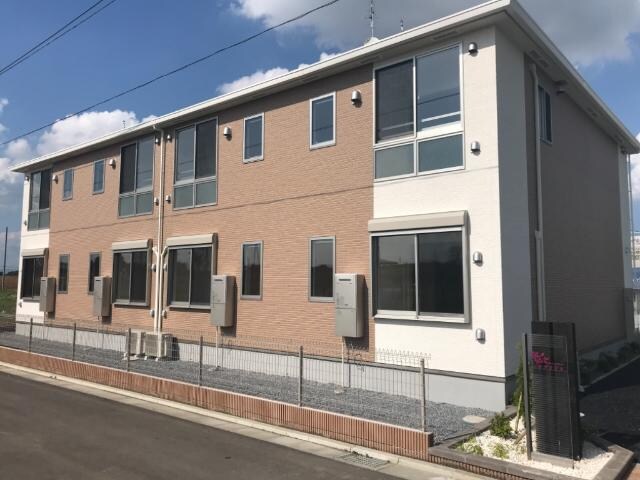 物件外観写真3　(外観写真（昼）)