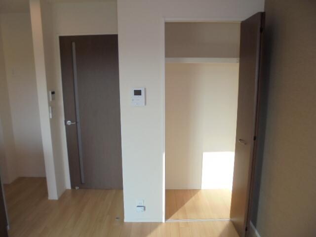 物件内観写真22　(収納)