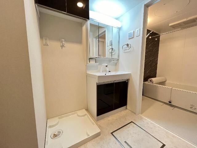 物件内観写真4　(洗面)