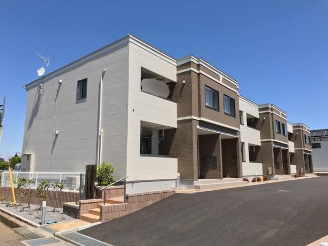 物件外観写真2　(外観写真（昼）)