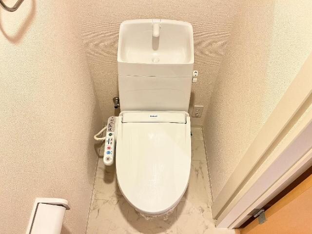 物件内観写真4　(トイレ)