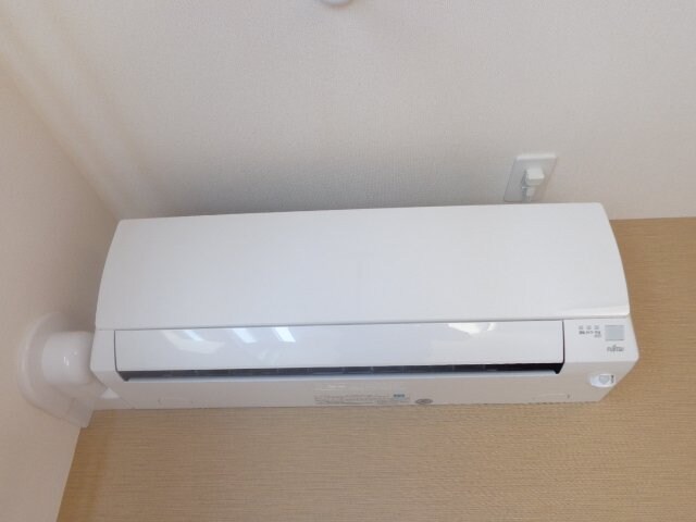 物件内観写真13　(エアコン)