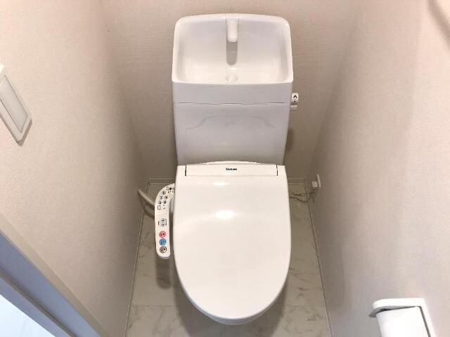 トイレ(トイレ)
