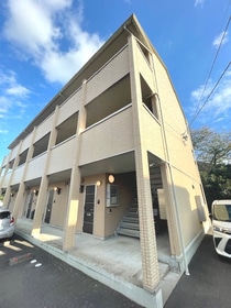 ドミール・ヤマキの外観写真