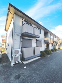 クレセントコートの外観写真