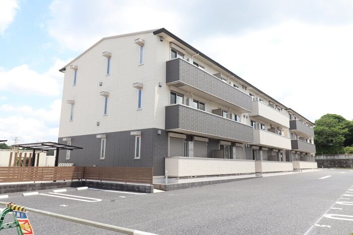 海正　Ｂ棟の物件外観写真