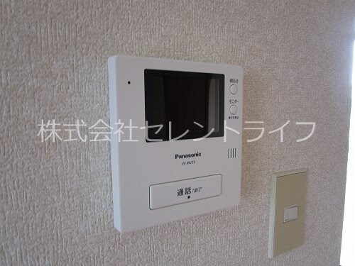 物件内観写真13　(TVモニター付きインターホン)