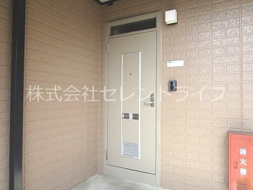 物件内観写真19　(玄関前)