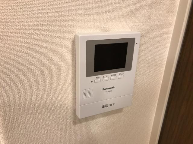 物件内観写真12　(カメラ付インターホン（イメージ）)