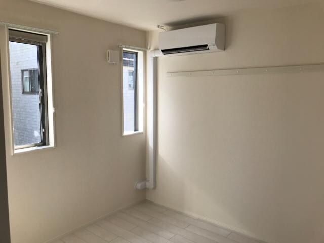 物件内観写真16　(洋室)