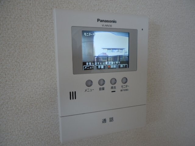 物件内観写真13　(カメラ付インターホン)