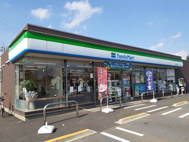 物件内観写真15　(ファミリーマート守谷鈴塚店まで1210m)