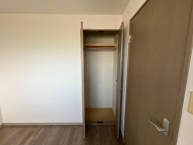 物件内観写真12　(クローゼット)